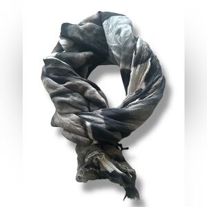 HP. NORDSTROM Neutral Long Thin Tie Dye Abstract Scarf